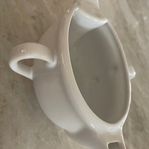 Revol France La Porcelaine Culinaire fat separator gravy server - Picture 9 of 9